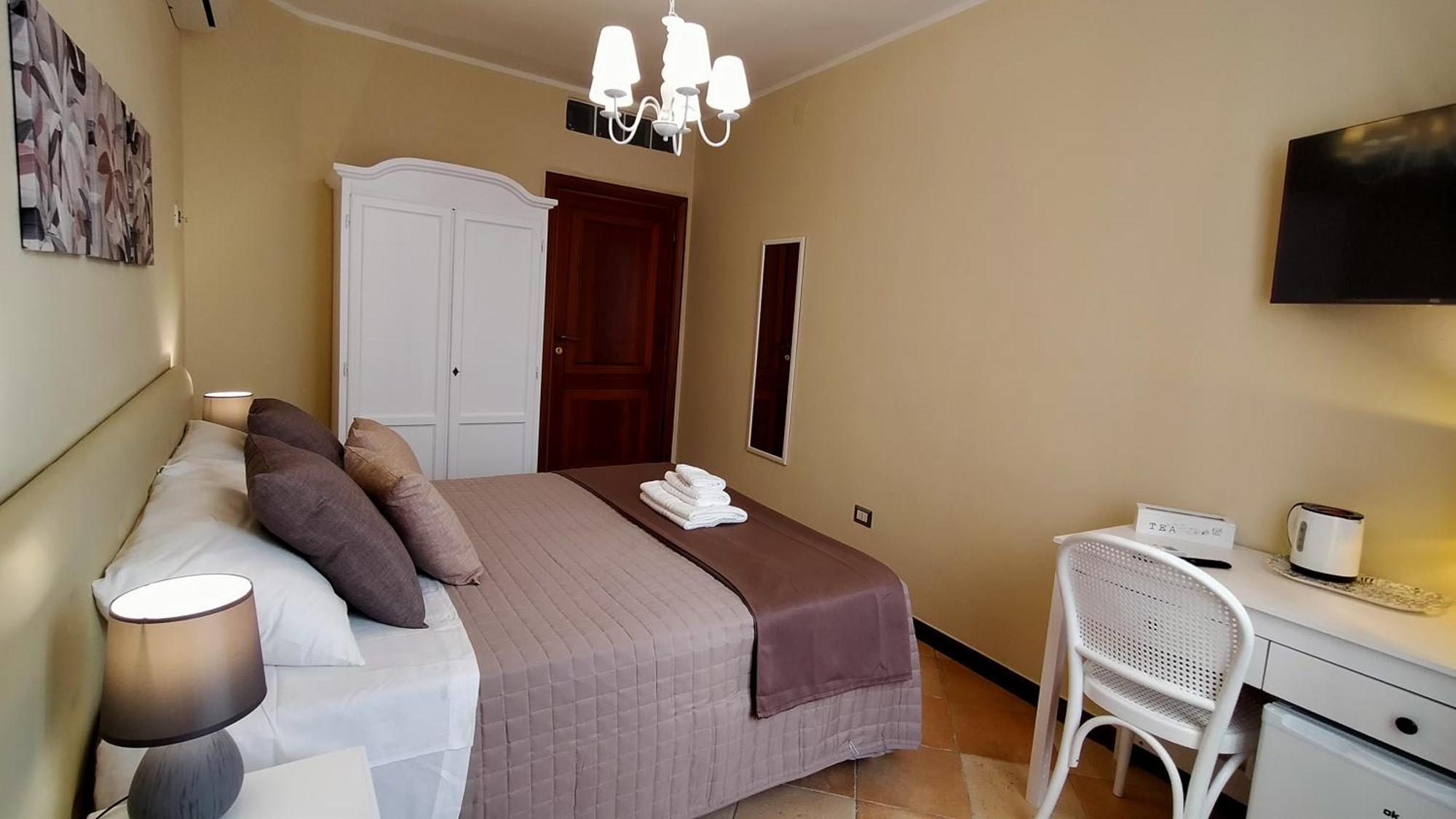 Hotel La Cattedrale Sassari Habitación foto